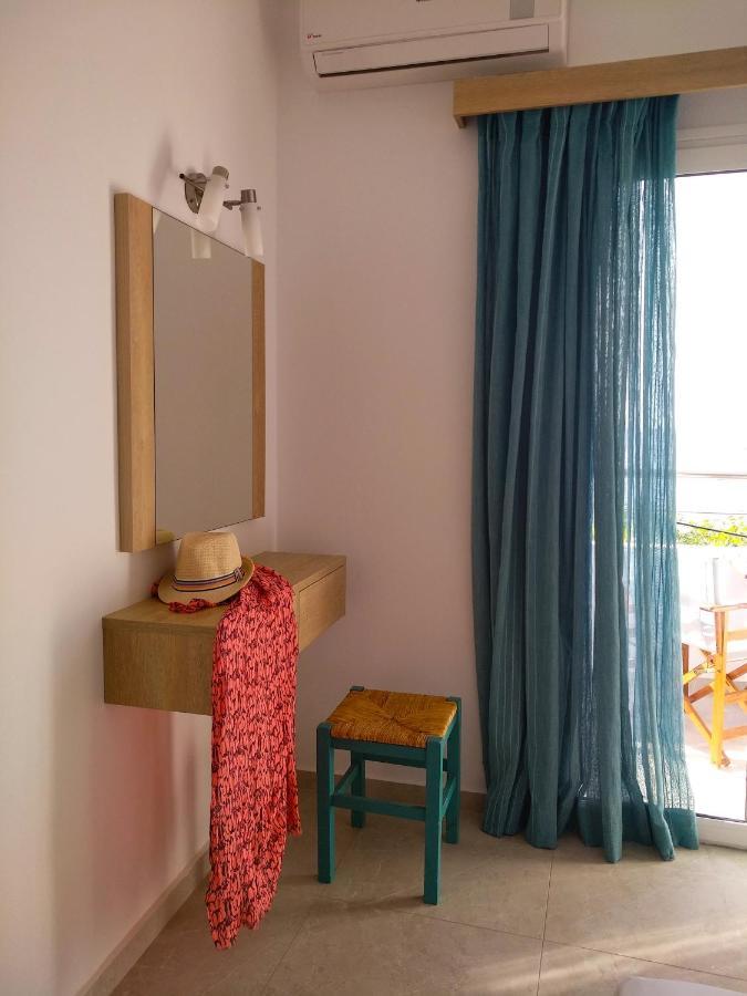 Calypso Apartment อาเยียรูเมลี ภายนอก รูปภาพ