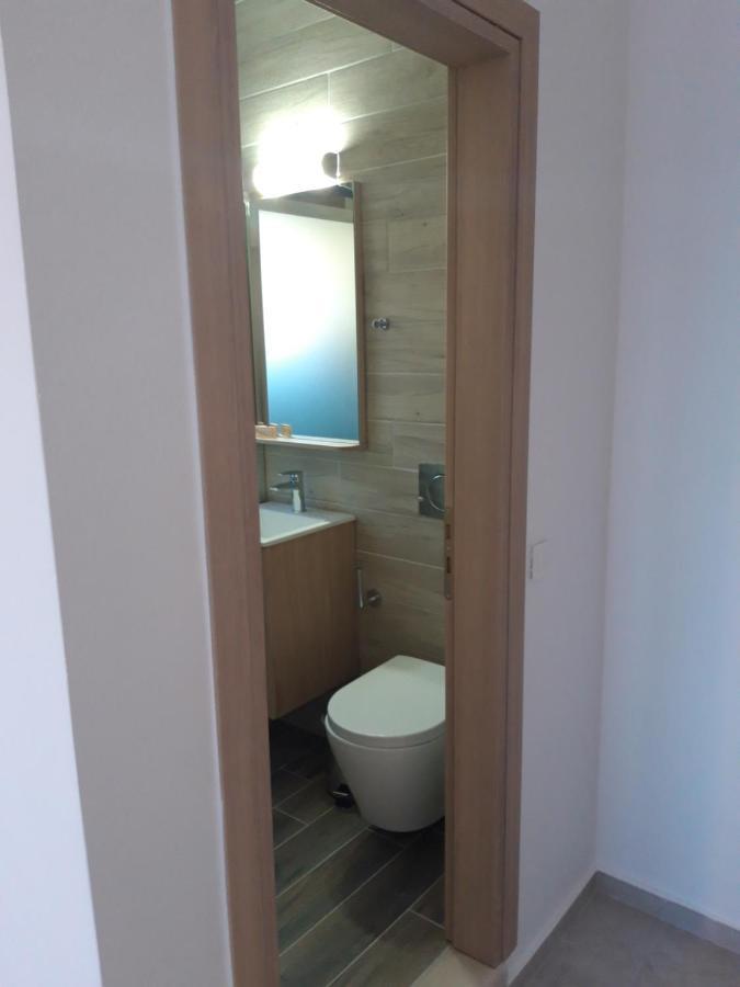 Calypso Apartment อาเยียรูเมลี ภายนอก รูปภาพ