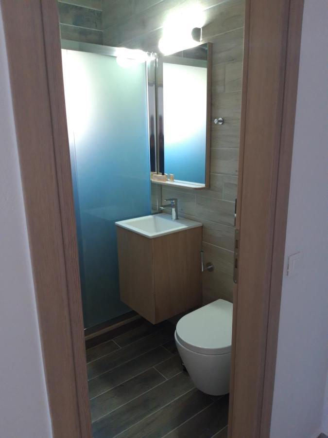 Calypso Apartment อาเยียรูเมลี ภายนอก รูปภาพ
